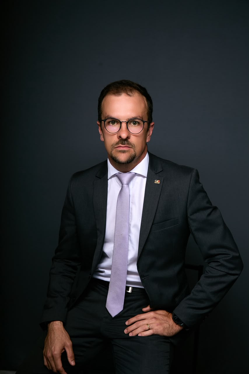 Rafael Dezordi da Silva, advogado criminalista responsável pelo atendimento
